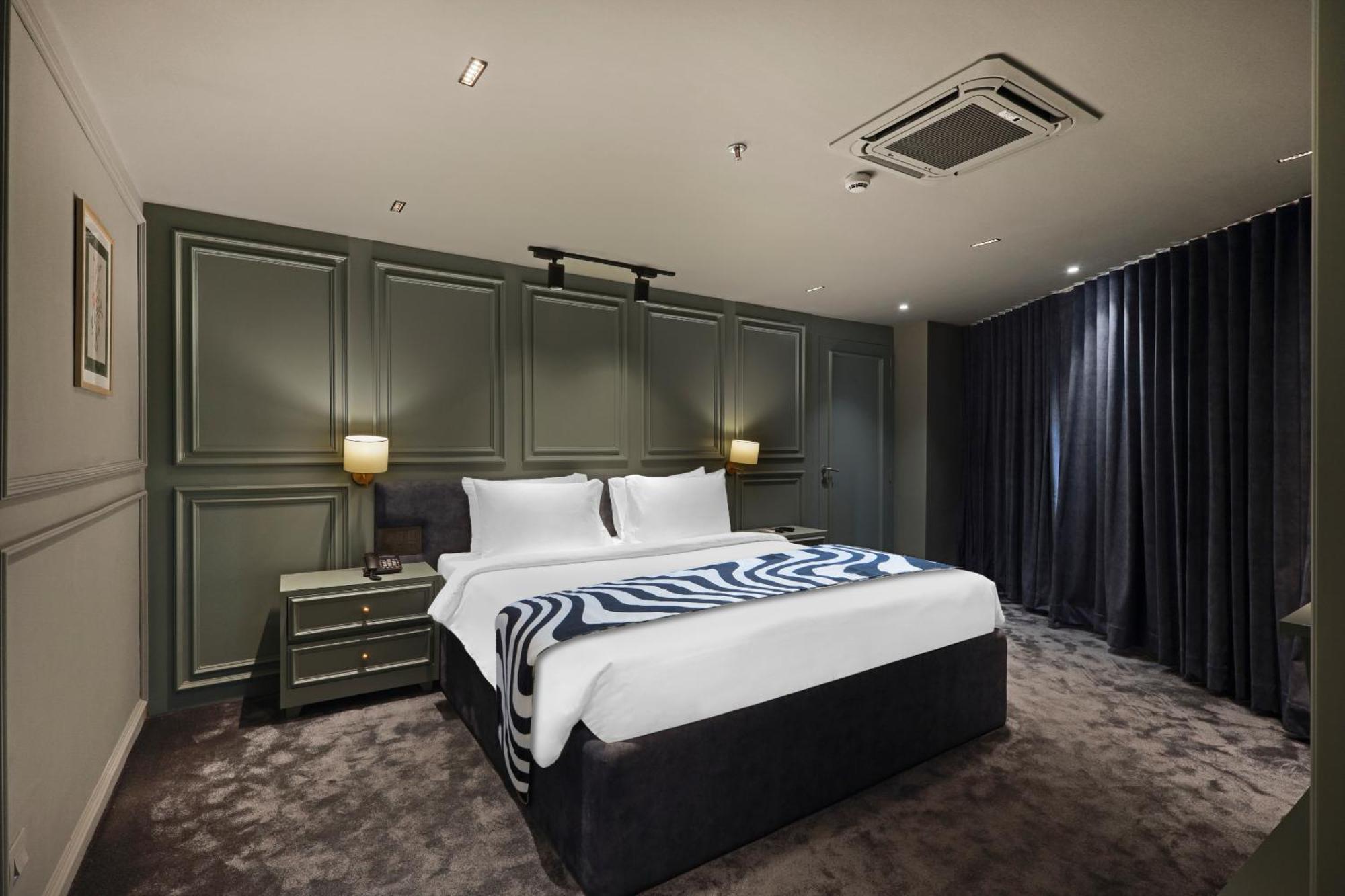 Sunday Hotel 巴罗达 外观 照片